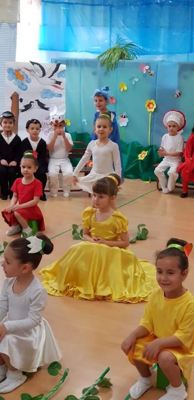 Първа пролет - ДГ Здравец - Пазарджик